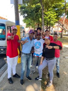 Manuel Brito, Josefina, Eduardo, Pablo Núñez y demás miembros del PLD, Posan para LOULTIMODIGITAL.COM