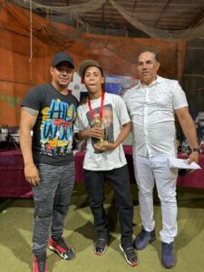 Entrenador Maravilla, Oscar Cuevas y Lalo Rodríguez