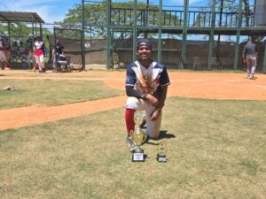 Jugador Yonkairo Ramírez de la Academia Blanco de Santiago