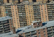 NYC amplía acceso en varios idiomas para Encuesta Vivienda y Vacantes