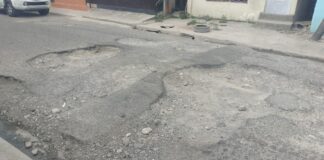 SDE: Exigen reparación calle en Paraíso Oriental