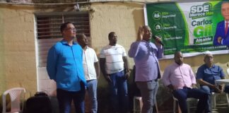 Carlos Gil encabeza conversatorio en Los Tres Brazos carlos gil encabeza conversatorio en los tres brazos santo domingo este