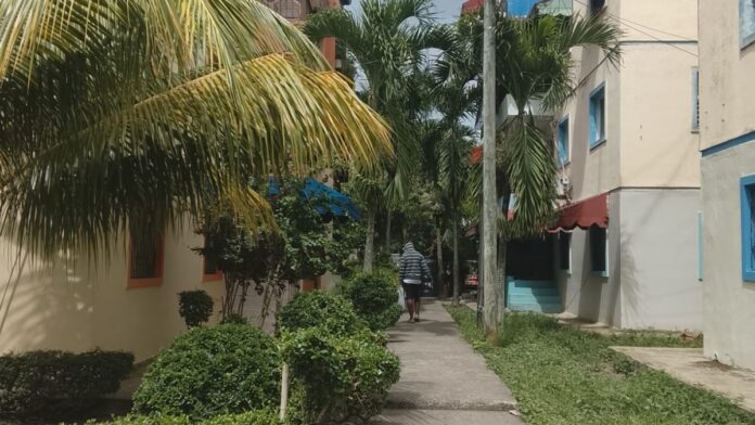 denuncian apagon en villa progreso los trinitarios santo domingo este edeeste