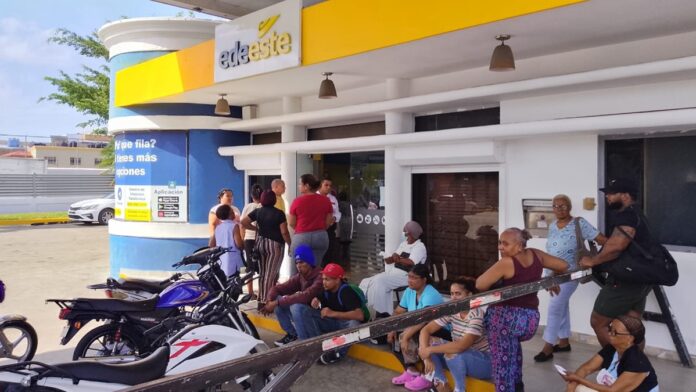 denuncian abusos y alta facturacion en edeeste de tres brazos