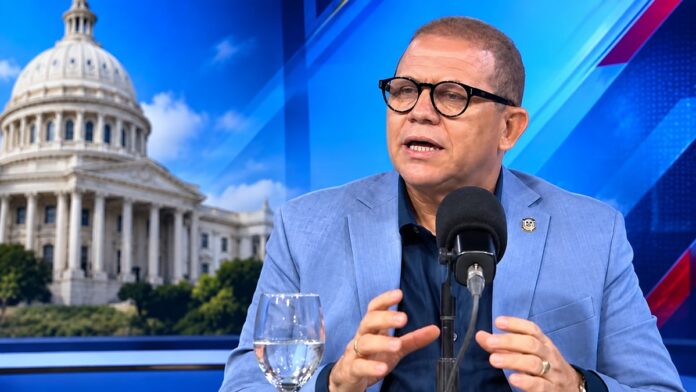 Diputado Rafael Castillo califica de opaco el sistema de seguridad social