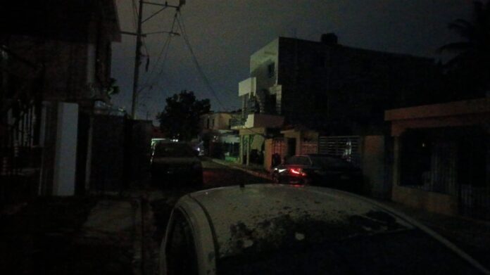apagon en El Almirante Santo Domingo Este